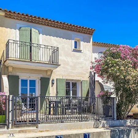 3 Bedroom In * Aigues-Mortes